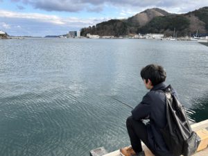 朝５時起床。女川の海へ