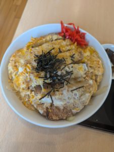 女川三日目-町の定食屋さん三秀