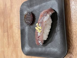 お寿司とお酒とラジオ