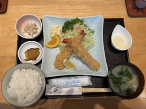 プリプリエビフライ